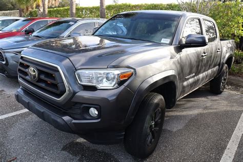 Car Engine Oil Type For Toyota TACOMA 2020 